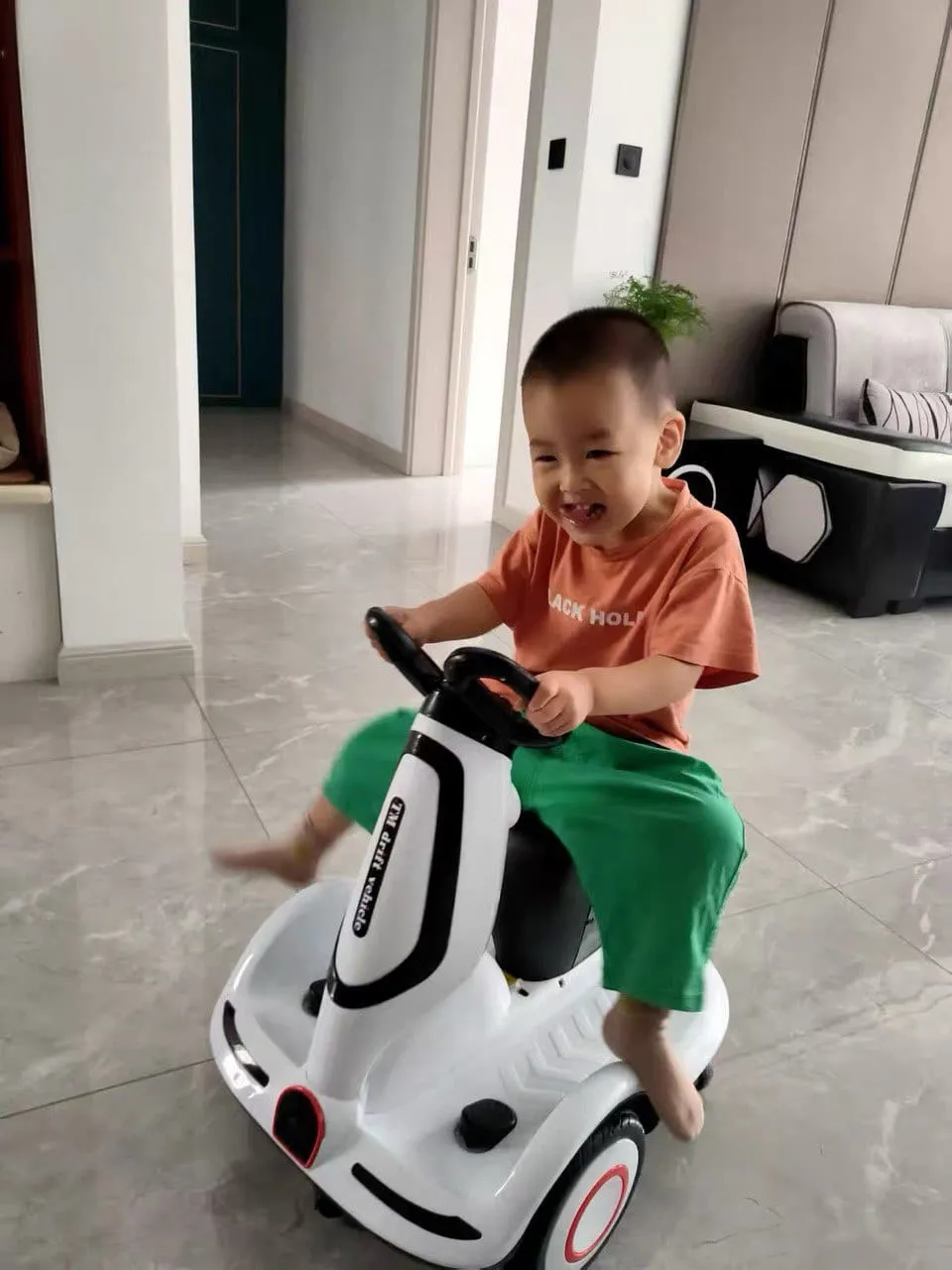 عربية أطفال كهرباء بريموت 5